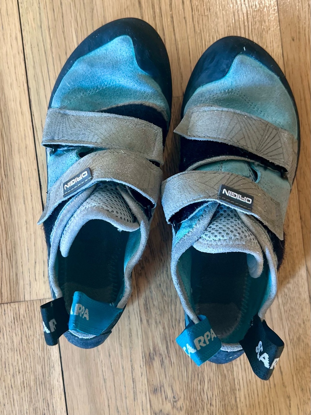 Scarpa Origin Blue/Gray Velcro Climbing Shoes 37 1/2